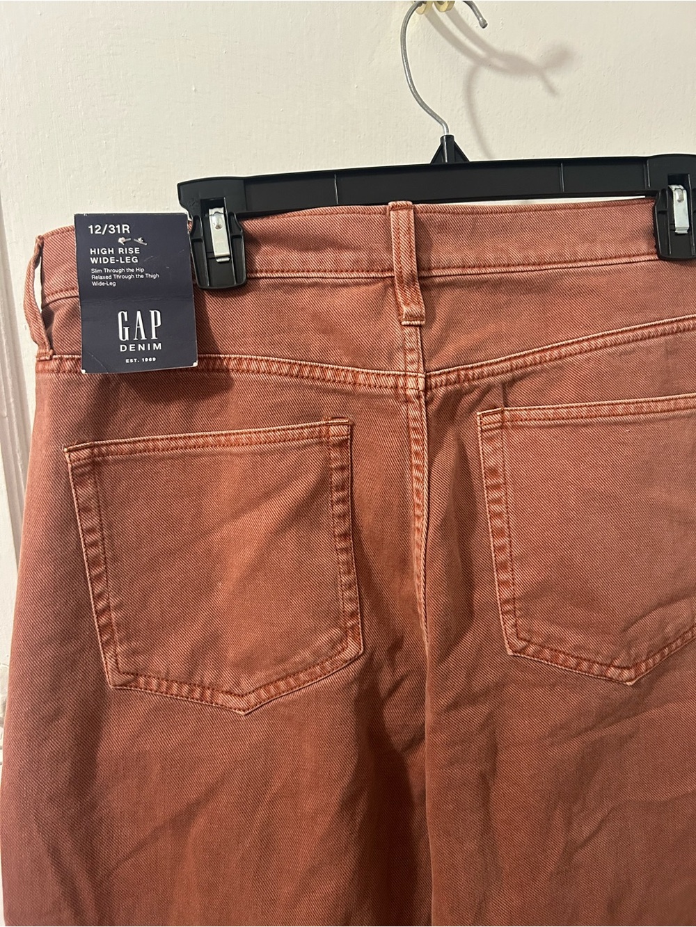 Gap • High Rise Wide-Leg Jeans NWT | Cedar Wood Red - Picture 3 of 5